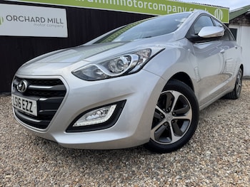 Used Hyundai i30 2016 for sale - 79290335: Photo