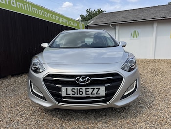 Used Hyundai i30 2016 for sale - 79290335: Photo