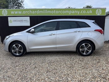 Used Hyundai i30 2016 for sale - 79290335: Photo