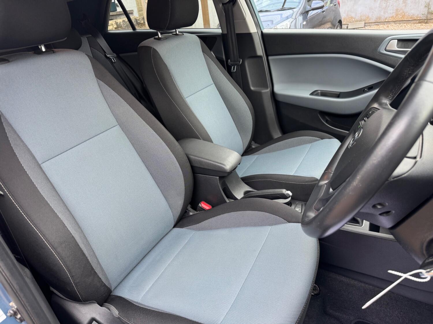 Used Hyundai i20 2016 for sale - 76699216: Photo 12