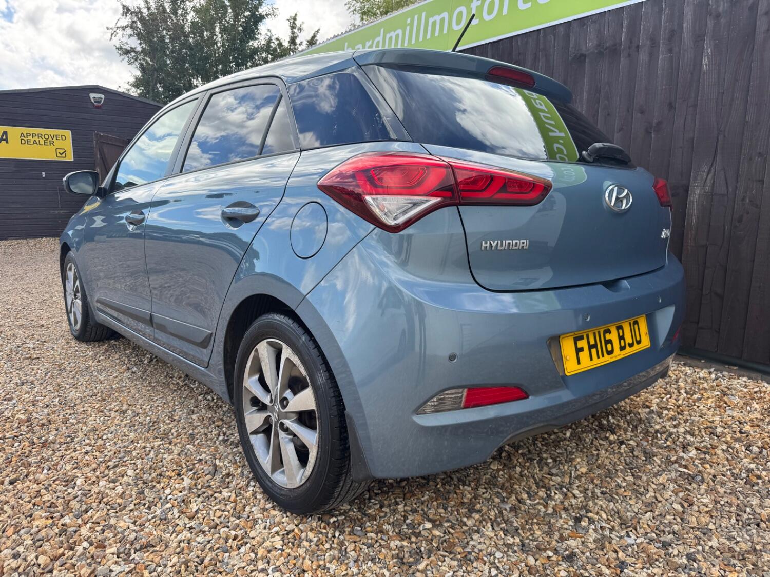 Used Hyundai i20 2016 for sale - 76699216: Photo 3