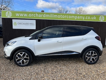 Used Renault Captur 2020 for sale - 76504664: Photo