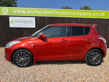 Used Suzuki Swift 2010 for sale - 75505112: Photo