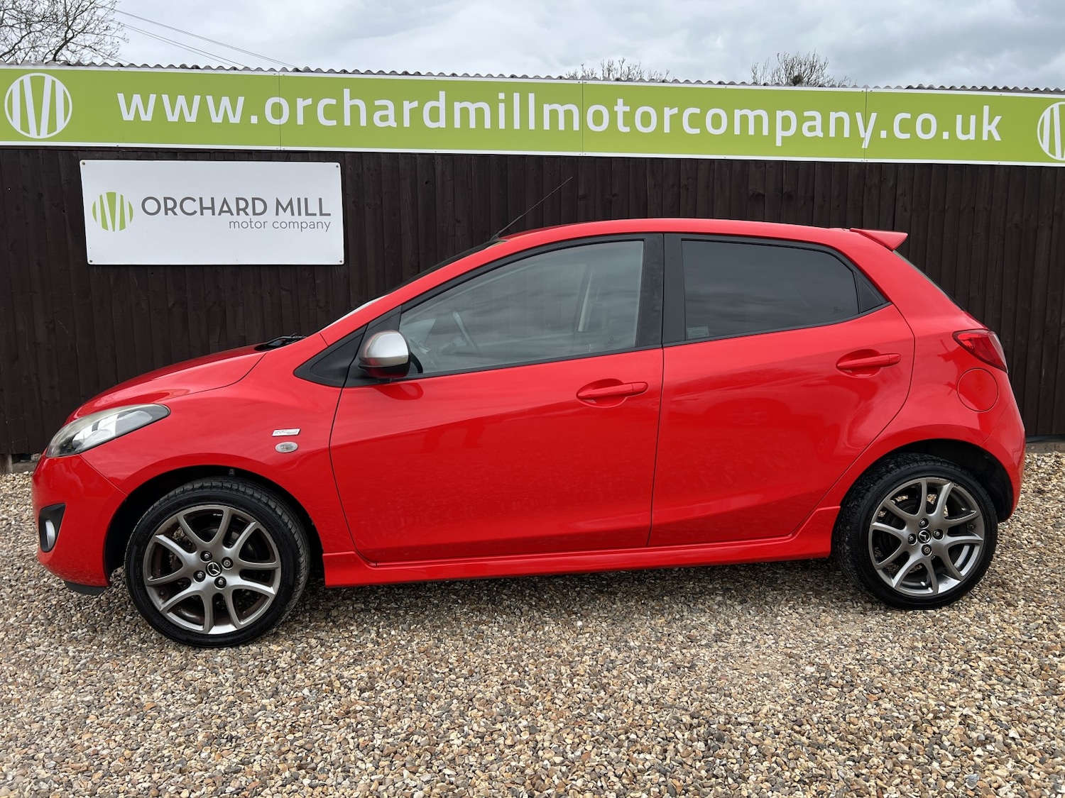 Used Mazda Mazda2 2014 for sale - 78098147: Photo 3