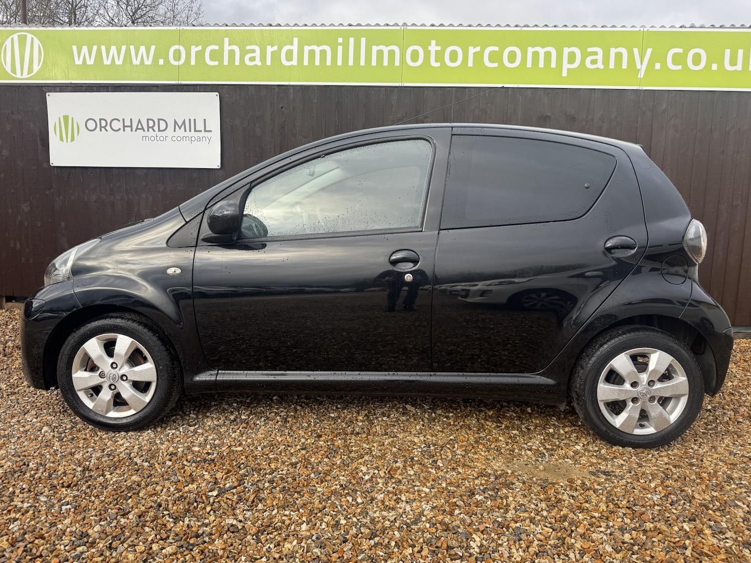 Used Toyota AYGO 2013 for sale - 77213431: Photo 3