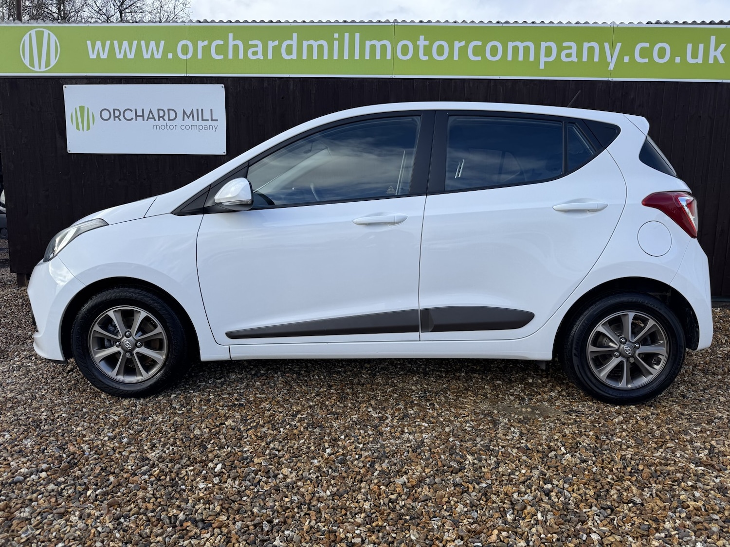 Used Hyundai i10 2015 for sale - 77154367: Photo 3