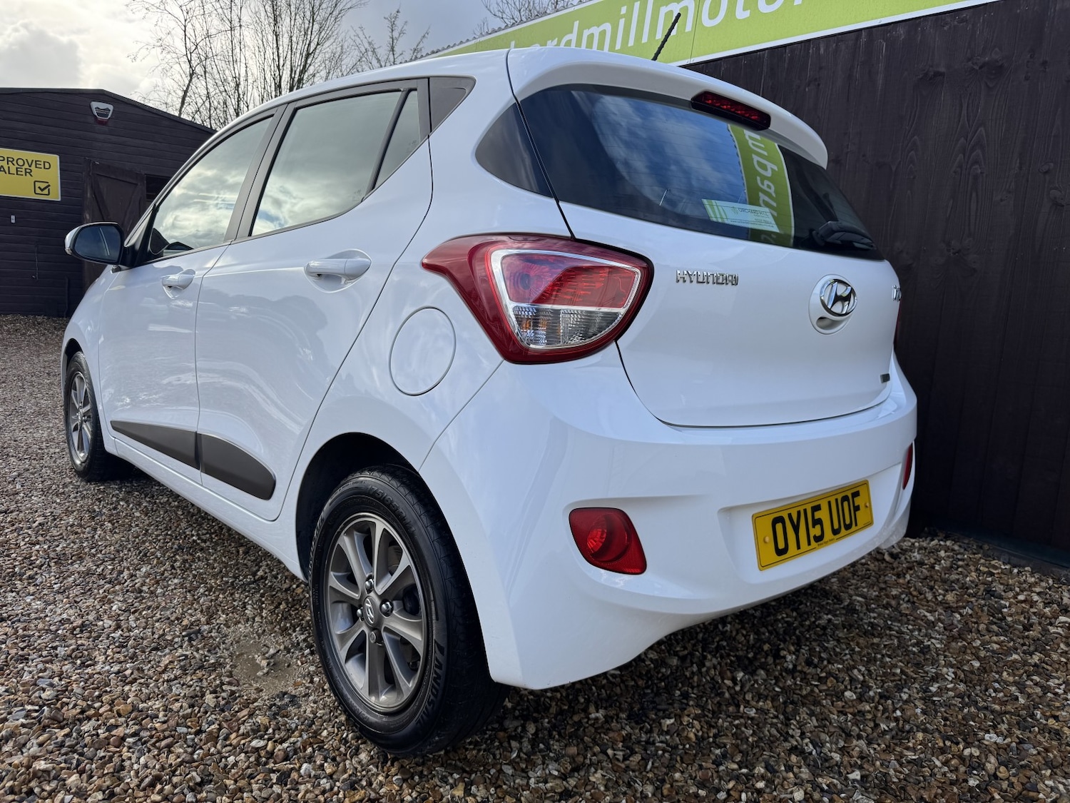 Used Hyundai i10 2015 for sale - 77154367: Photo 4
