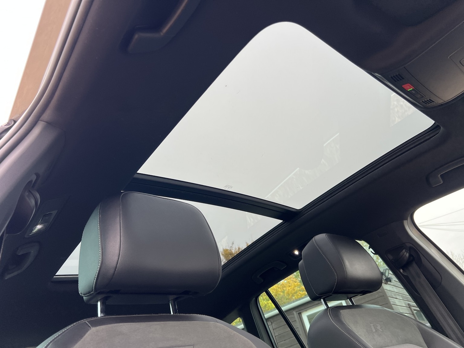 Used Volkswagen Tiguan 2019 for sale - 76347104: Photo 12