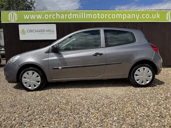 Used Renault Clio 2010 for sale - 79060094: Photo