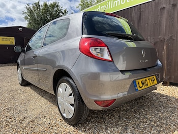 Used Renault Clio 2010 for sale - 79060094: Photo