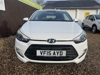 Used Hyundai i20 2015 for sale - 76918446: Photo