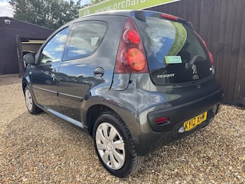 Used Peugeot 107 2012 for sale - 79710734: Photo