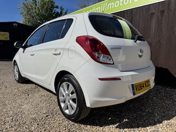Used Hyundai i20 2014 for sale - 78373372: Photo