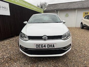 Used Volkswagen Polo 2014 for sale - 76911087: Photo