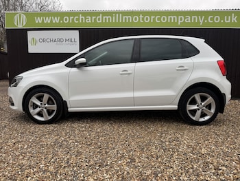 Used Volkswagen Polo 2014 for sale - 76911087: Photo