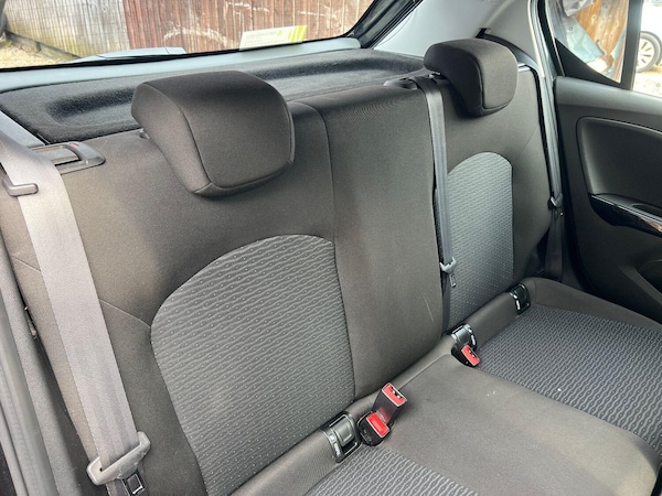Used Vauxhall Corsa 2016 for sale - 76070332: Photo 14