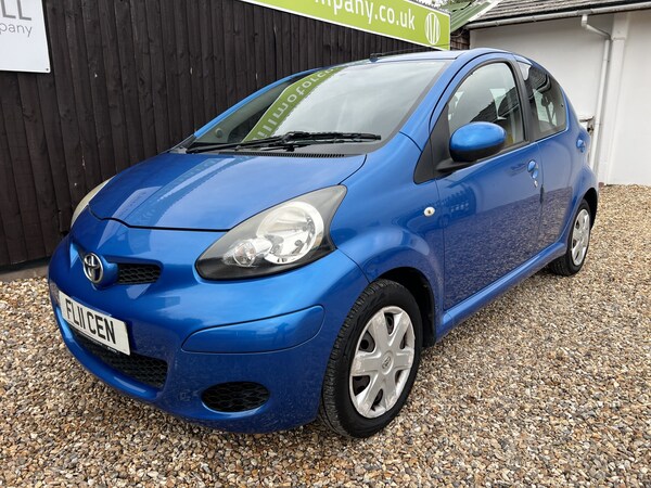 Used Toyota AYGO 2011 for sale - 76211941: Photo 9