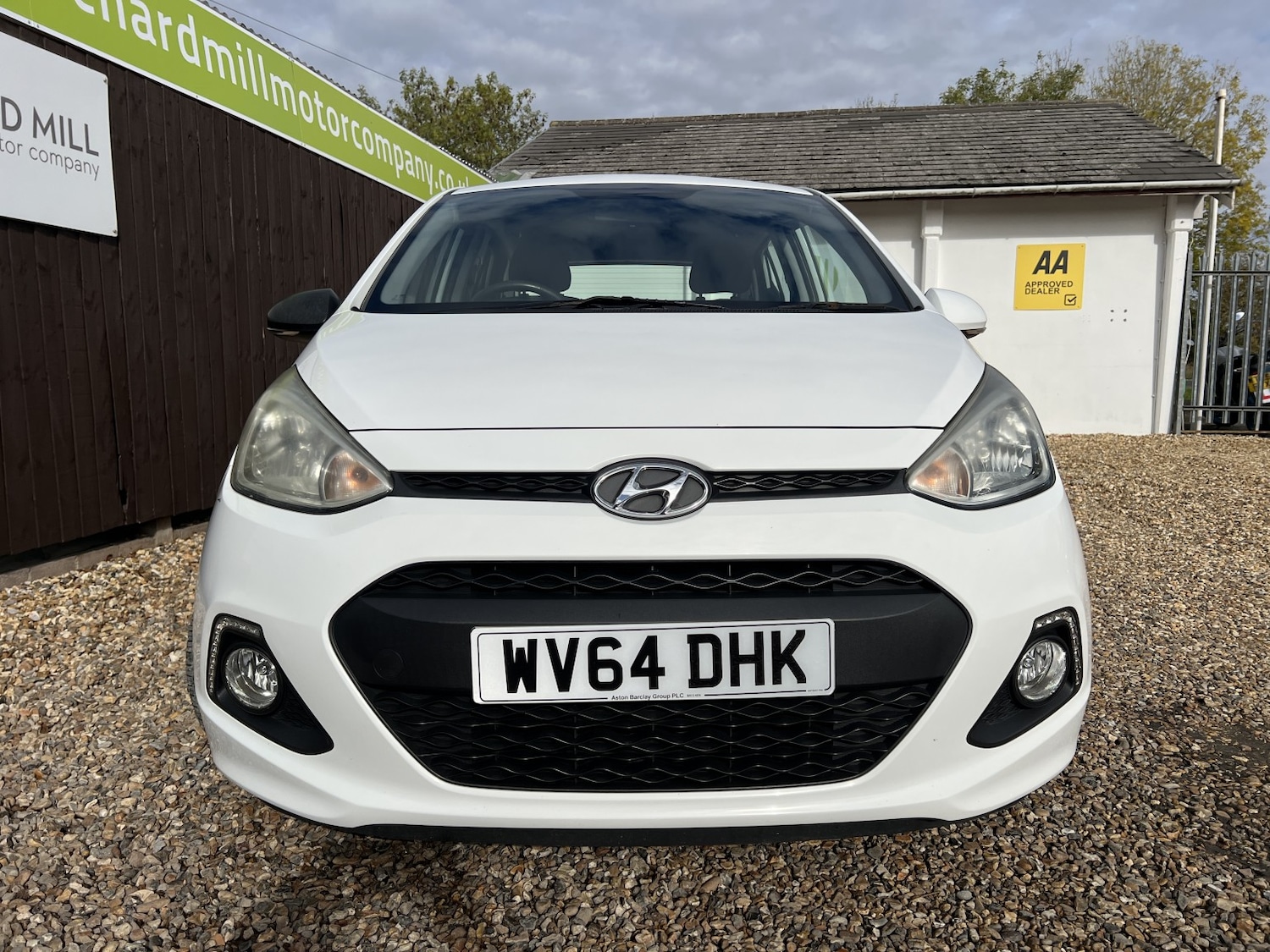 Used Hyundai i10 2014 for sale - 76347252: Photo 2