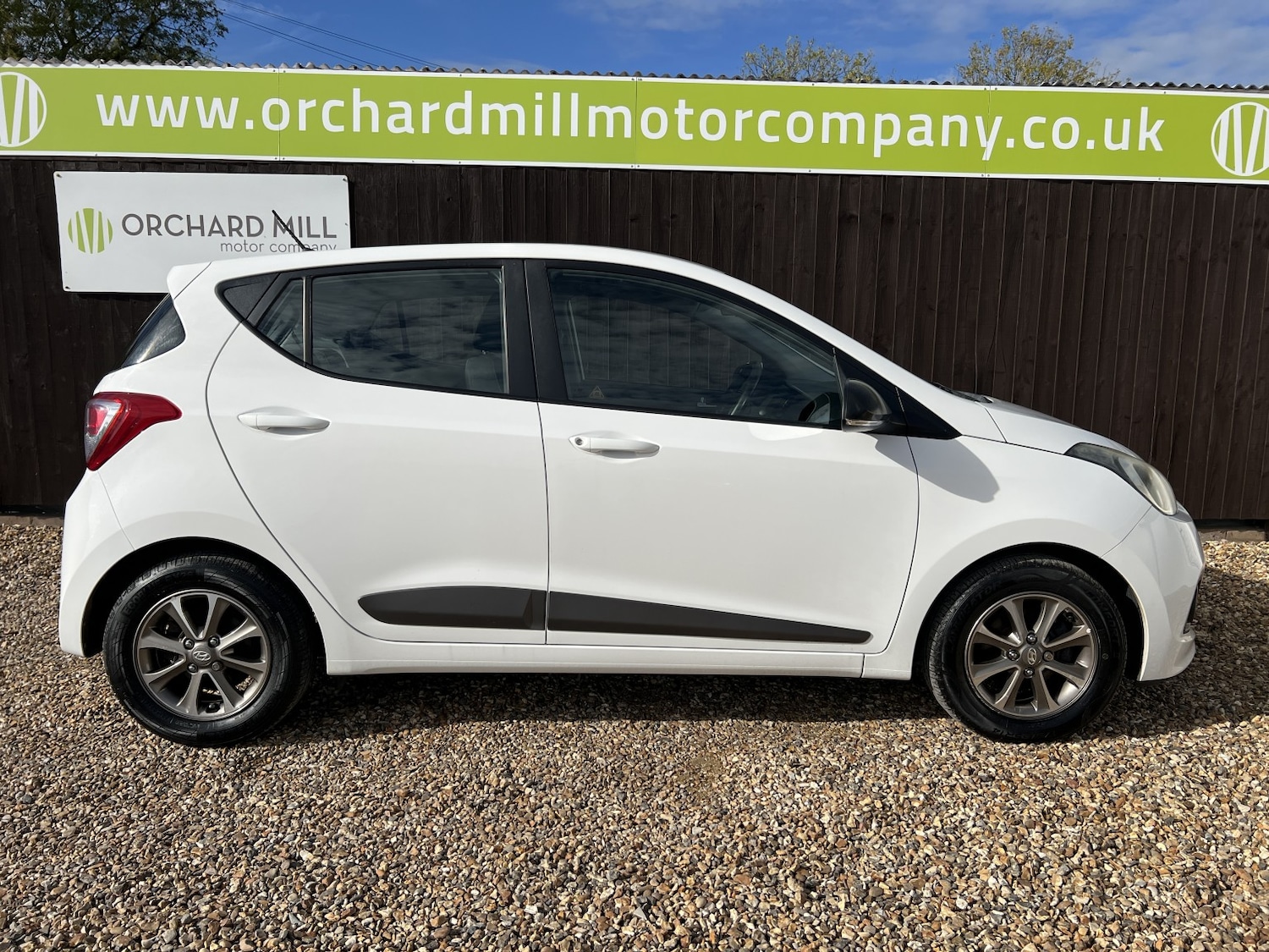 Used Hyundai i10 2014 for sale - 76347252: Photo 7