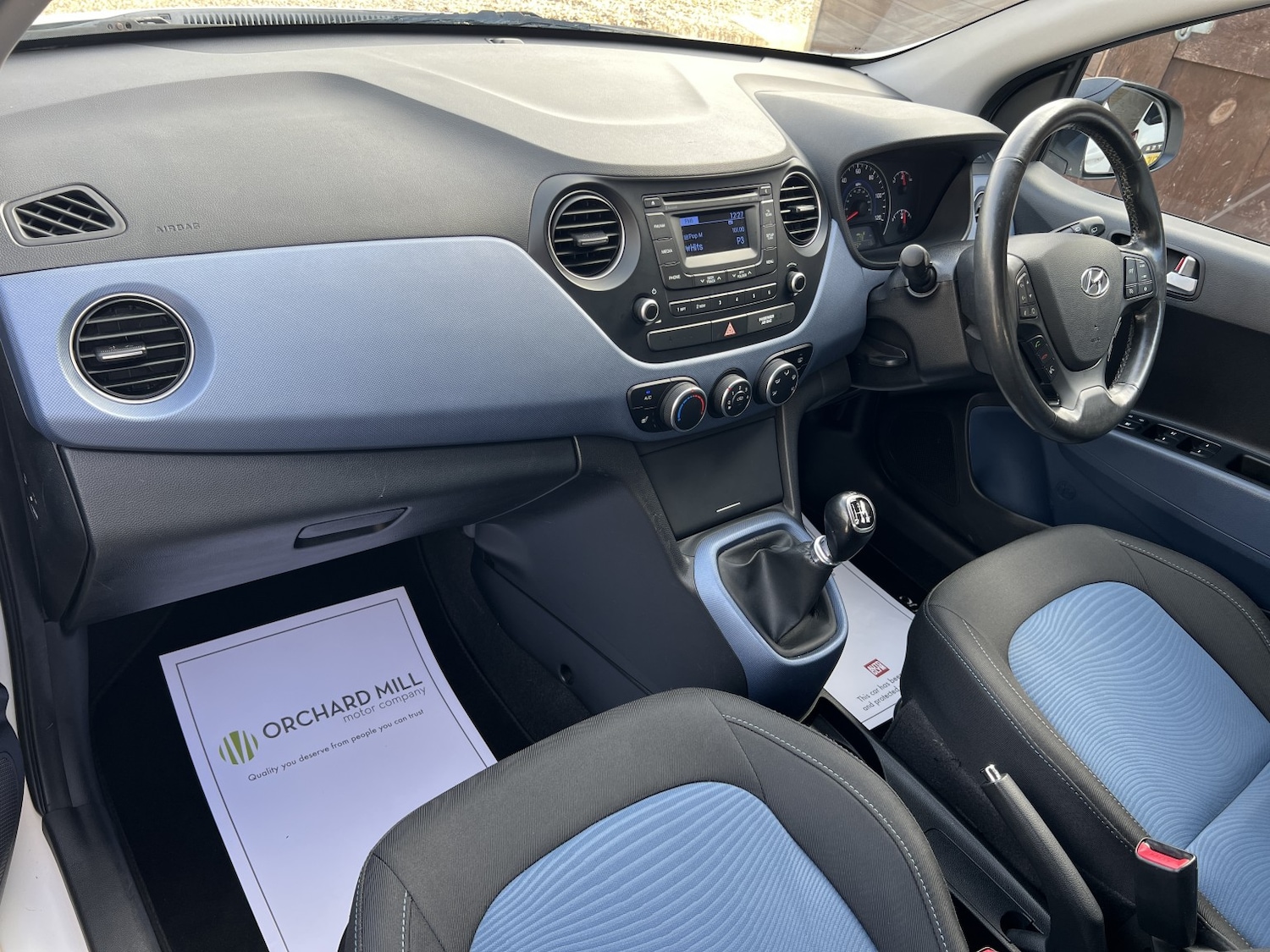 Used Hyundai i10 2014 for sale - 76347252: Photo 9