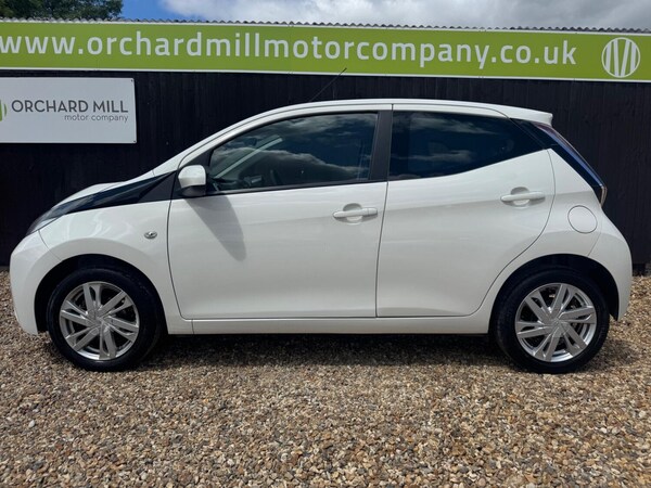 Used Toyota AYGO 2016 for sale - 75011539: Photo 3