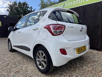 Used Hyundai i10 2014 for sale - 79519615: Photo