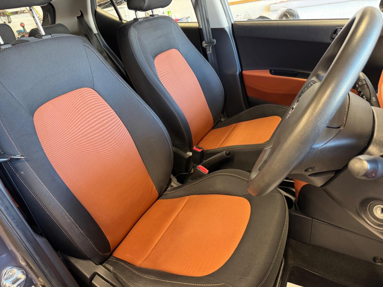 Used Hyundai i10 2015 for sale - 75898374: Photo 14