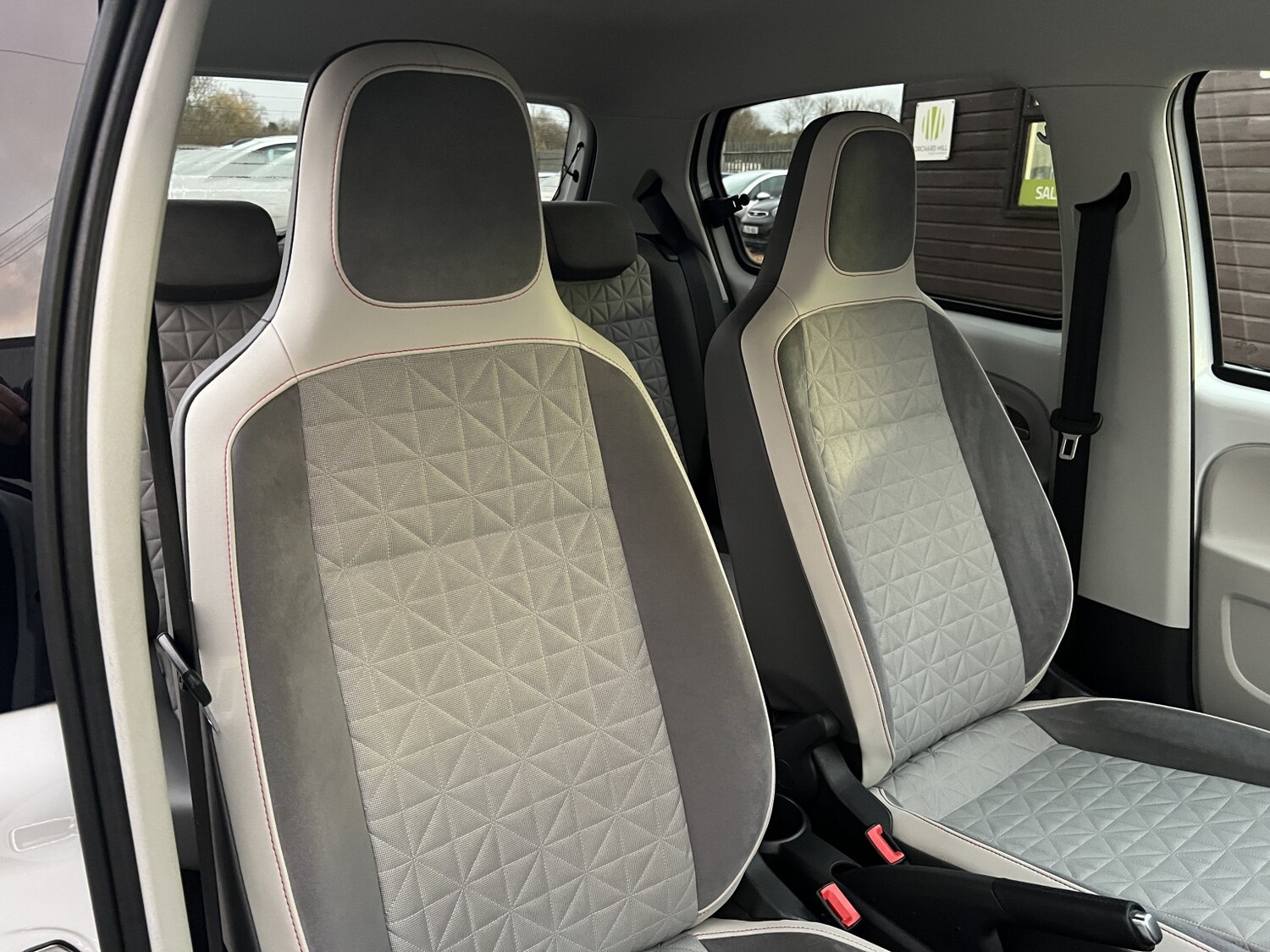 Used Volkswagen up! 2018 for sale - 76821615: Photo 10