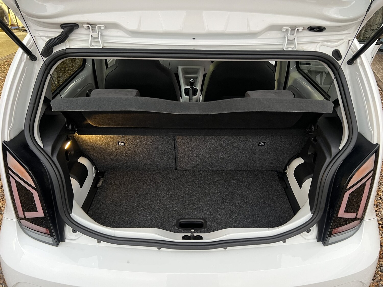 Used Volkswagen up! 2018 for sale - 76821615: Photo 17