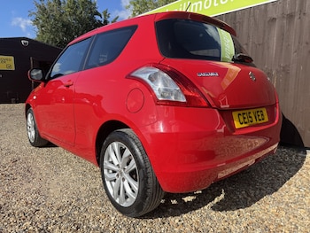 Used Suzuki Swift 2015 for sale - 79404427: Photo