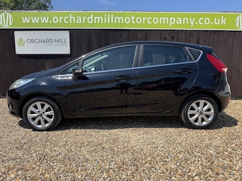 Used Ford Fiesta 2010 for sale - 79023830: Photo