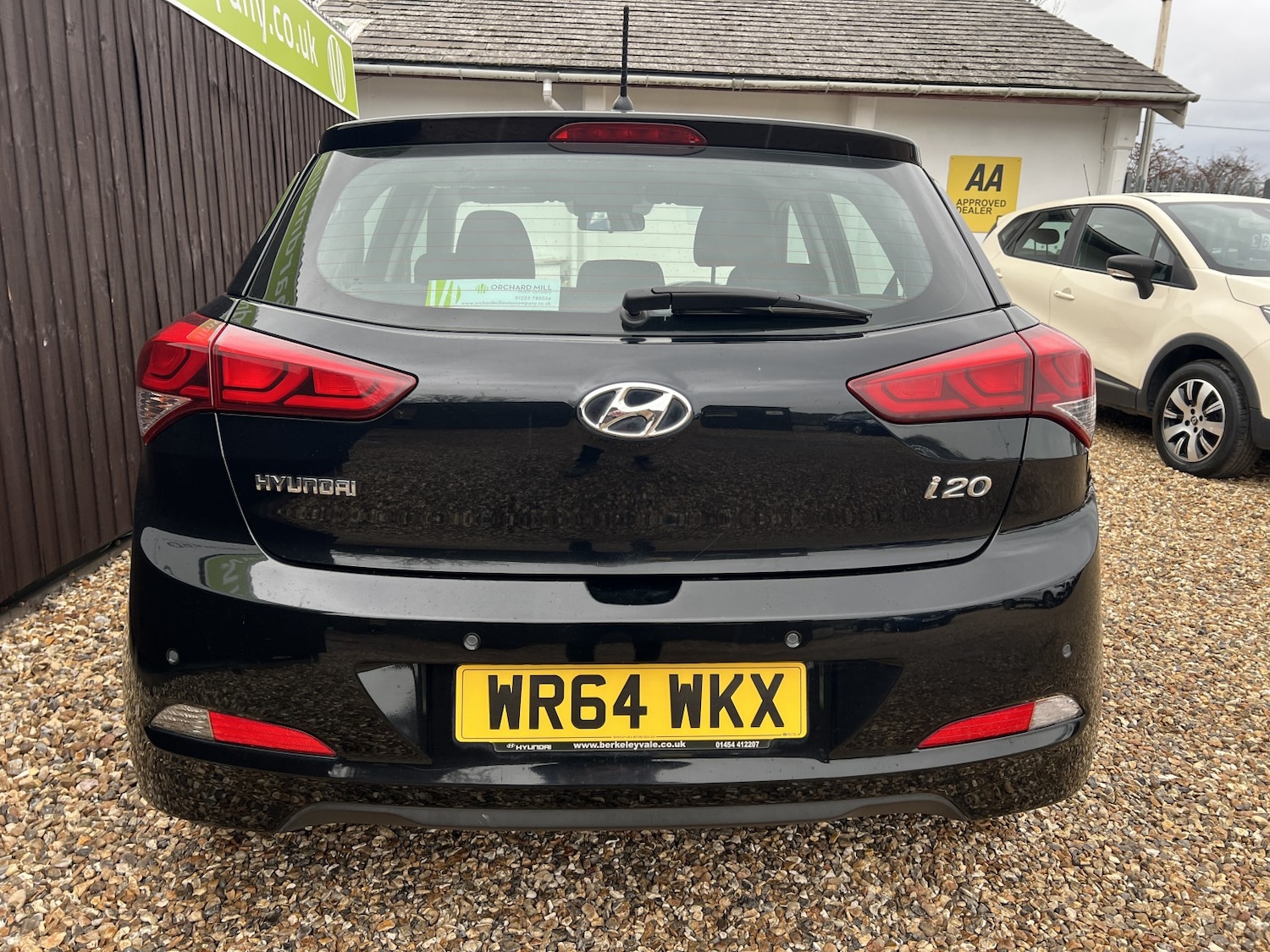 Used Hyundai i20 2015 for sale - 76918464: Photo 5