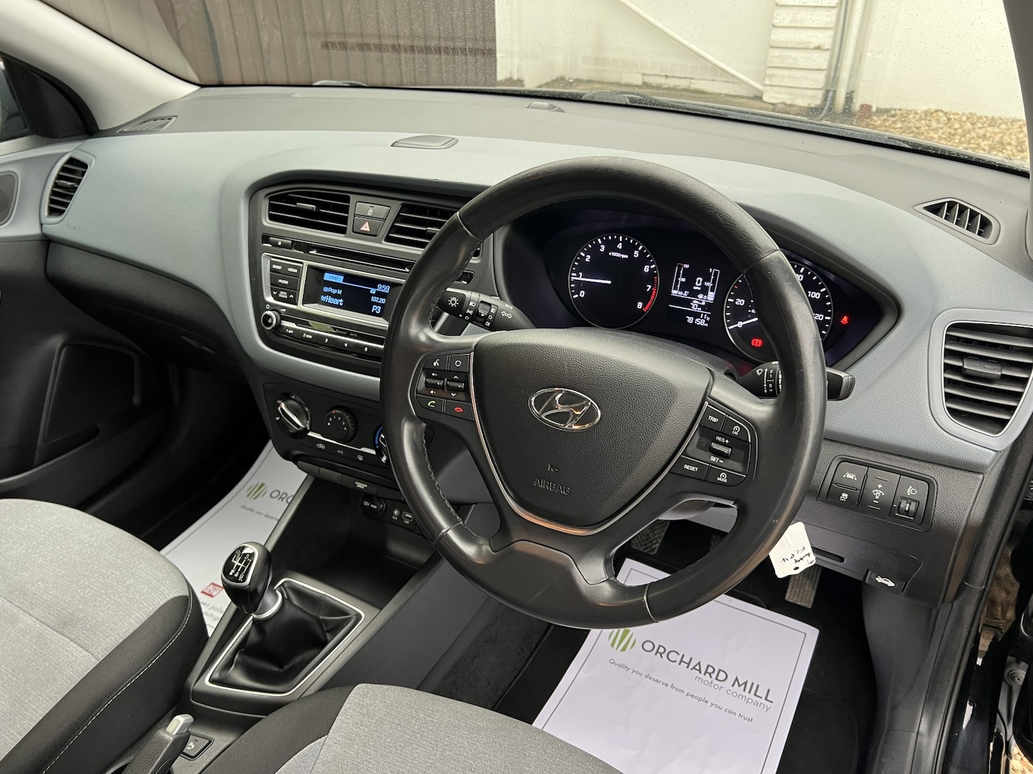 Used Hyundai i20 2015 for sale - 76918464: Photo 8
