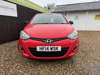 Used Hyundai i20 2014 for sale - 77453173: Photo