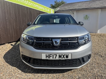Used Dacia Sandero 2017 for sale - 79335607: Photo