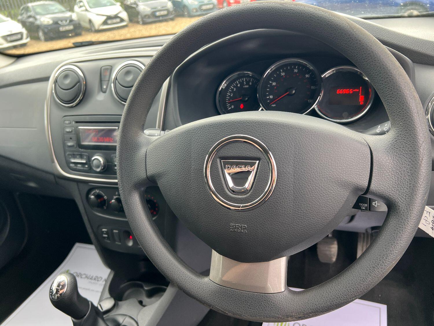 Used Dacia Sandero Stepway 2015 for sale - 76030749: Photo 14