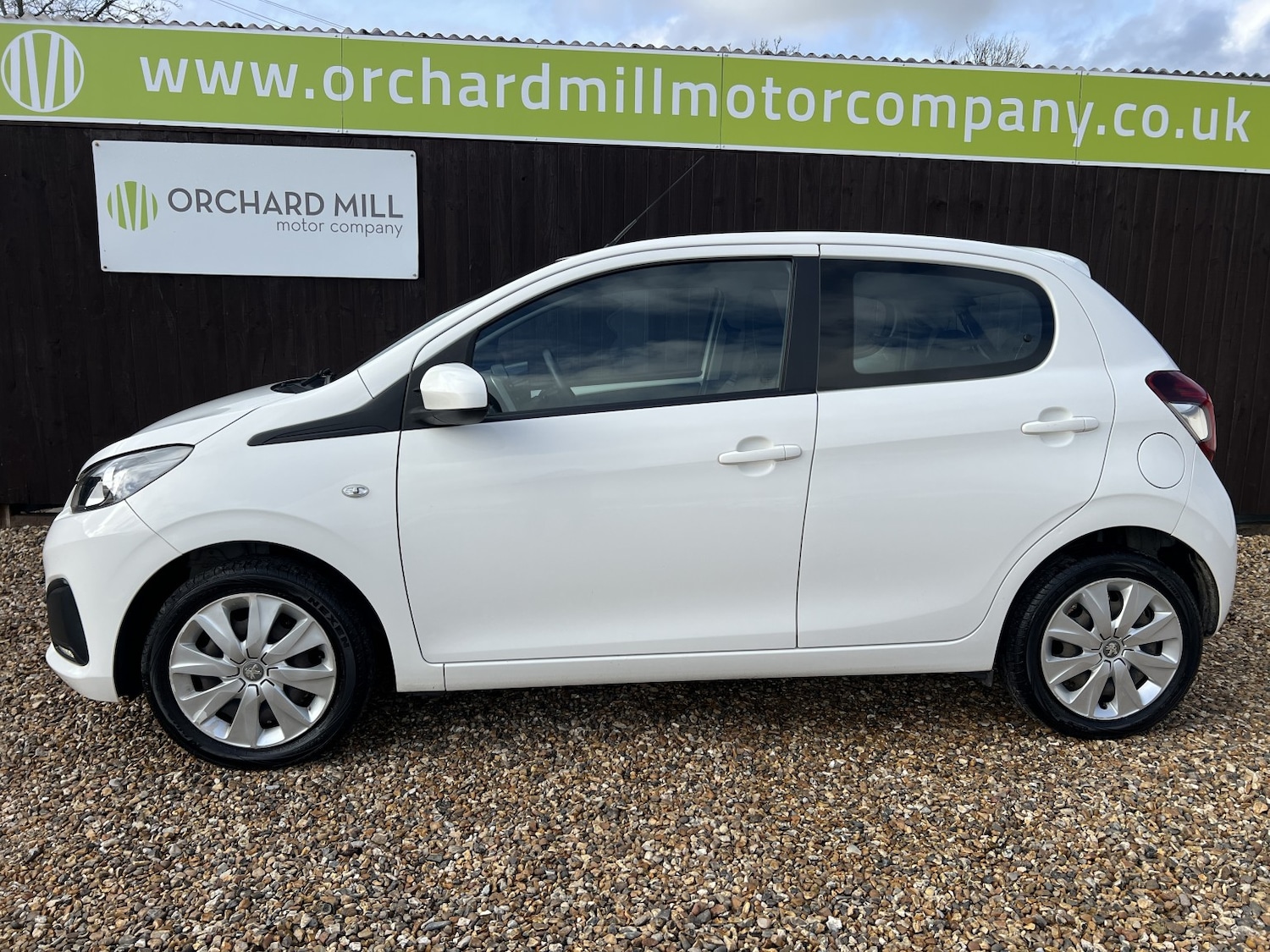 Used Peugeot 108 2016 for sale - 77385267: Photo 3