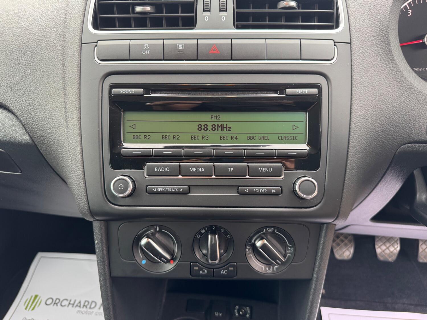 Used Volkswagen Polo 2011 for sale - 76082604: Photo 14