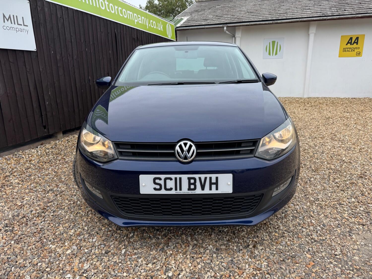 Used Volkswagen Polo 2011 for sale - 76082604: Photo 2