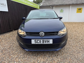 Used Volkswagen Polo 2011 for sale - 76082604: Photo 2