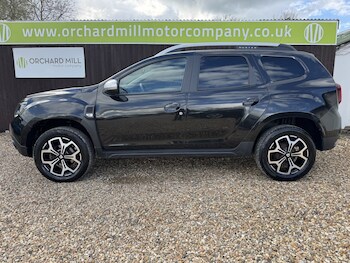 Used Dacia Duster 2019 for sale - 78182932: Photo
