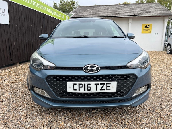 Used Hyundai i20 2016 for sale - 76149328: Photo 2