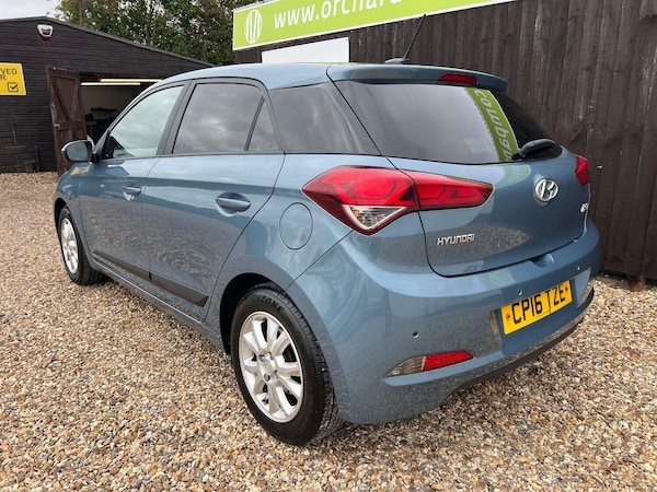 Used Hyundai i20 2016 for sale - 76149328: Photo 4