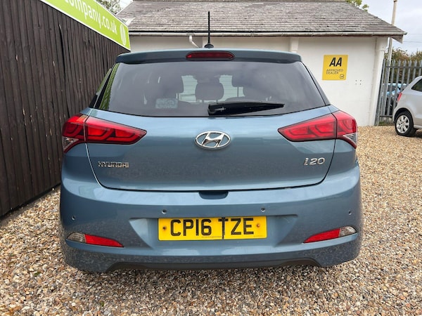 Used Hyundai i20 2016 for sale - 76149328: Photo 5
