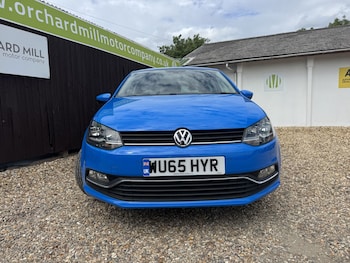 Used Volkswagen Polo 2015 for sale - 78876480: Photo