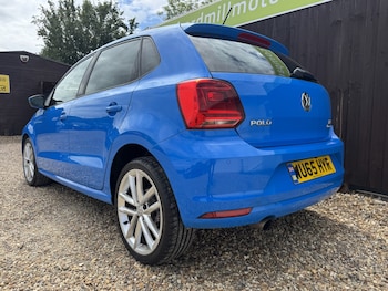 Used Volkswagen Polo 2015 for sale - 78876480: Photo