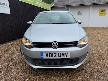 Used Volkswagen Polo 2012 for sale - 76149306: Photo 2