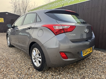 Used Hyundai i30 2014 for sale - 77766357: Photo