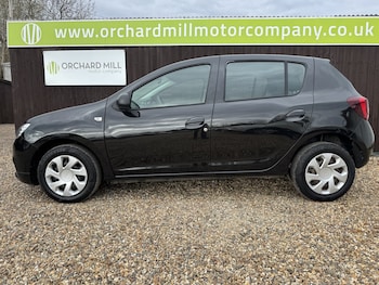 Used Dacia Sandero 2017 for sale - 78004376: Photo