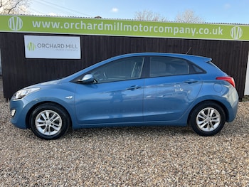 Used Hyundai i30 2014 for sale - 76799156: Photo